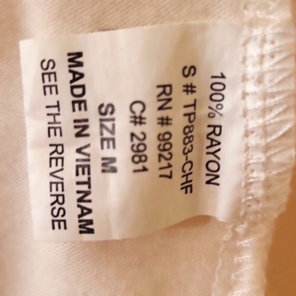 Moa Moa Embroided Bodice Blouse - Picture 13 of 14